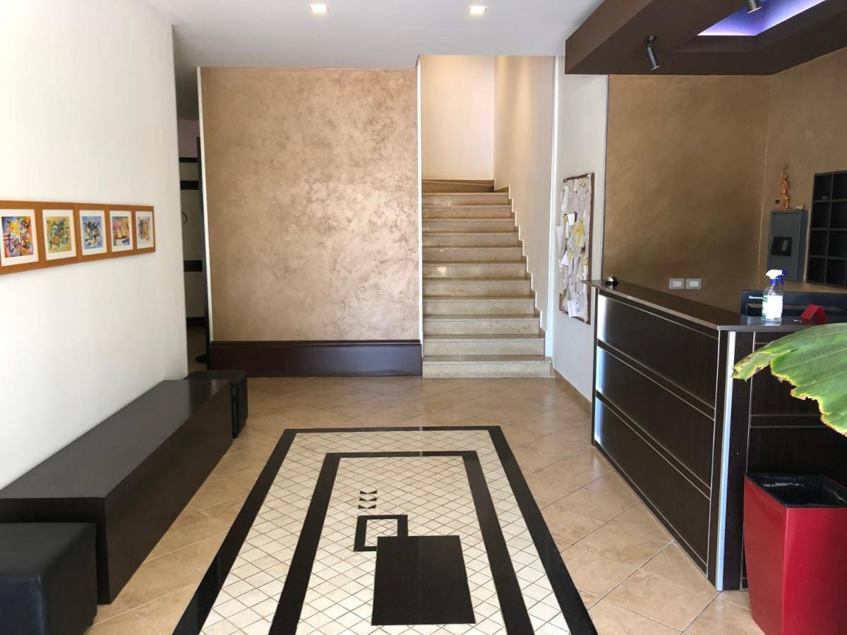 Hotel Apartments Ardo Golem  Exterior photo