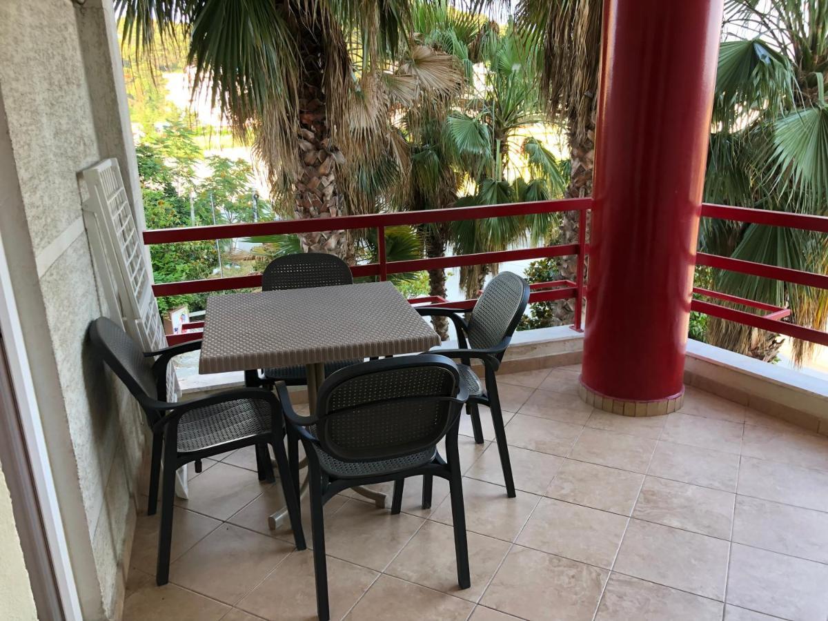 Hotel Apartments Ardo Golem  Exterior photo